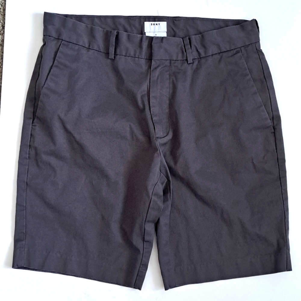 Men's DKNY Dark Gray 8"  Shorts size 31 Waist